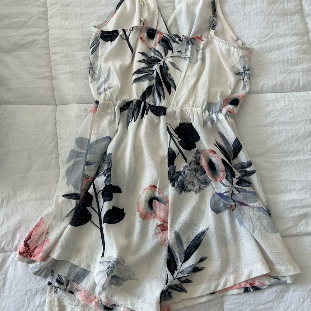 White Fox Romper - image 5